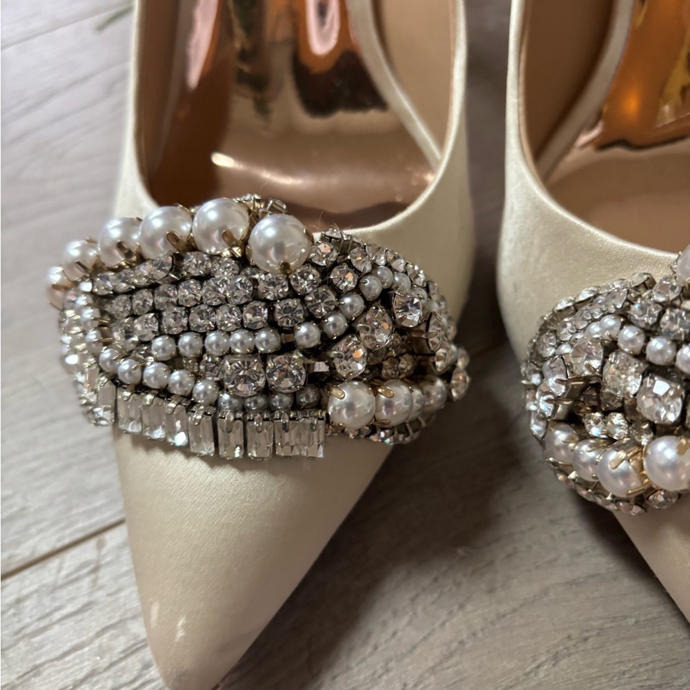 Badgley Mischka Pearl Embellished Heels - Picture 2 of 7